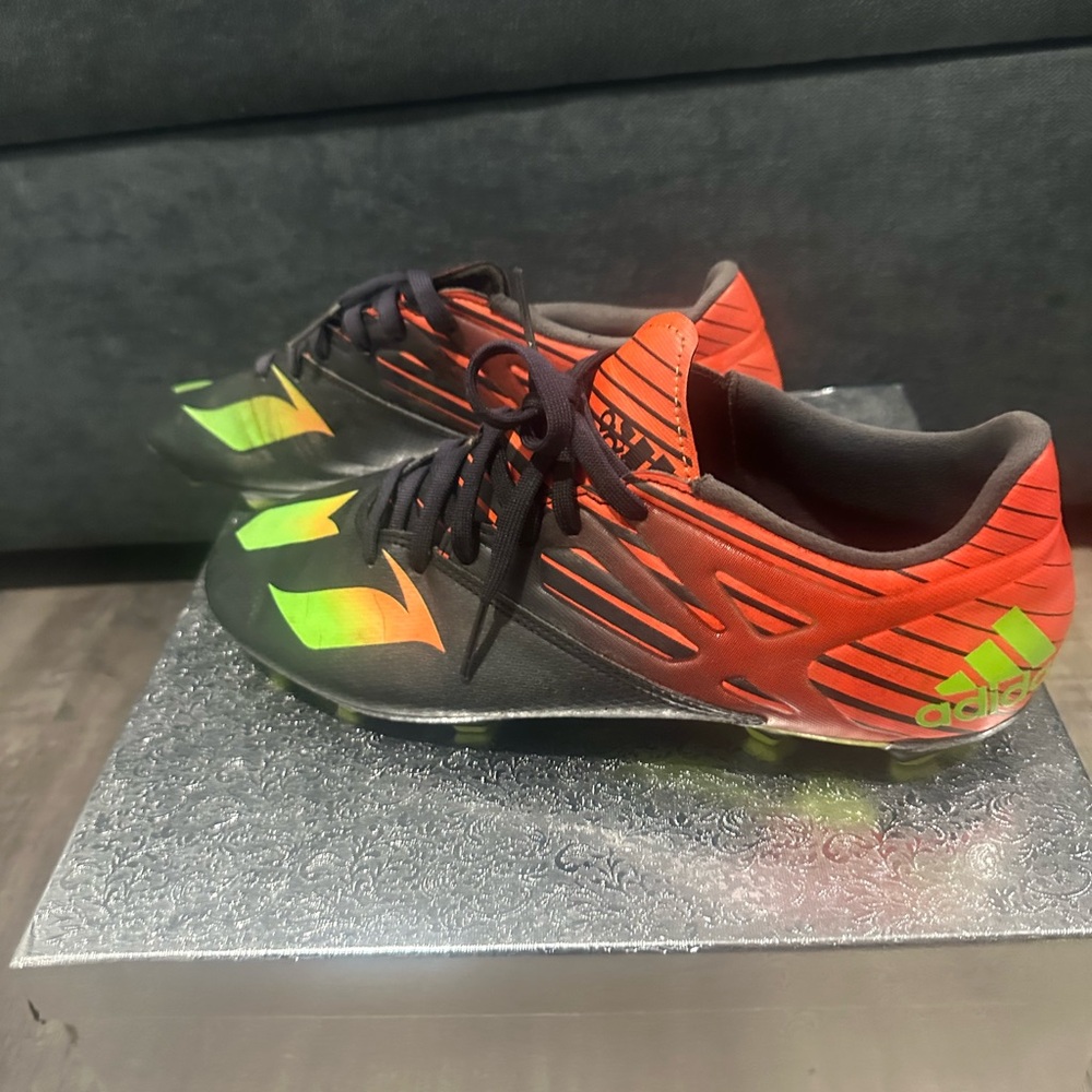 Adidas Messi Football Boots FG – US 10 / EU 44 – Black Red Green